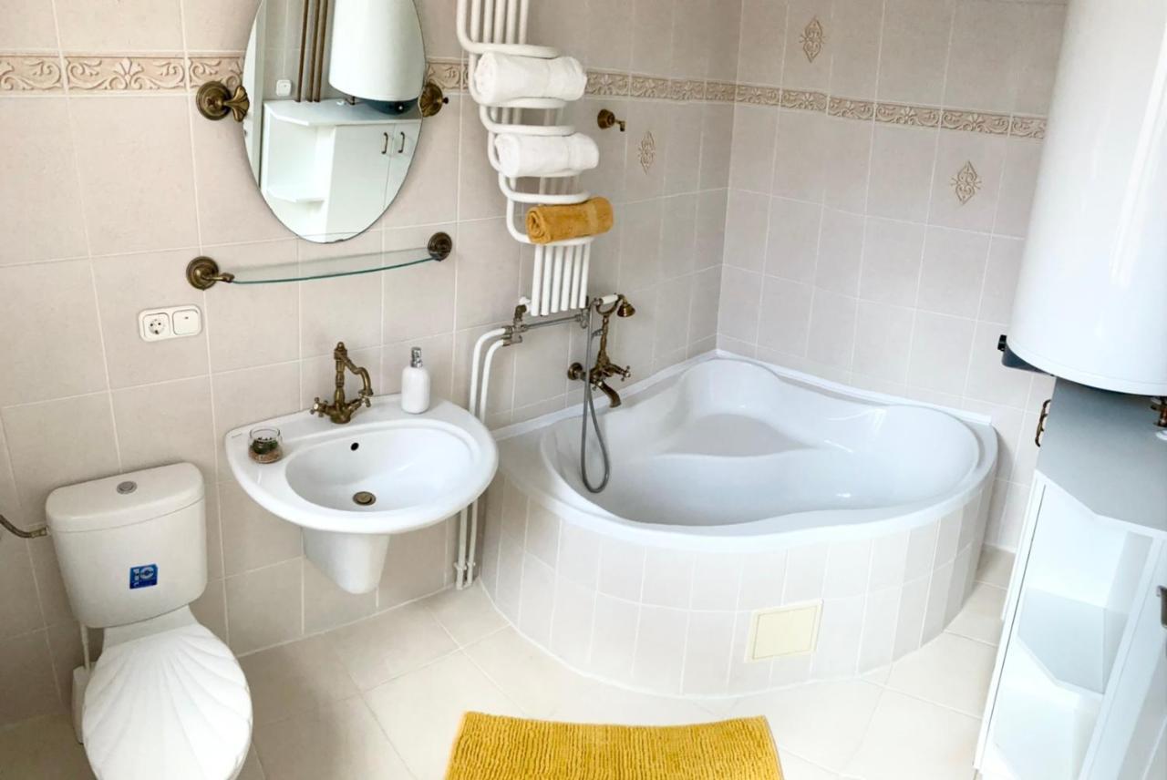 Aqua Azur Apartman Hajdúszoboszló Eksteriør bilde