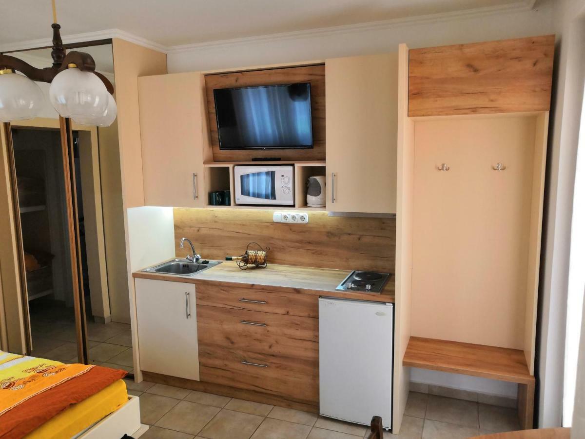Aqua Azur Apartman Hajdúszoboszló Eksteriør bilde